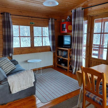 אקורירי Bakkakot 1 - Cozy Cabins In The Woods מראה חיצוני תמונה