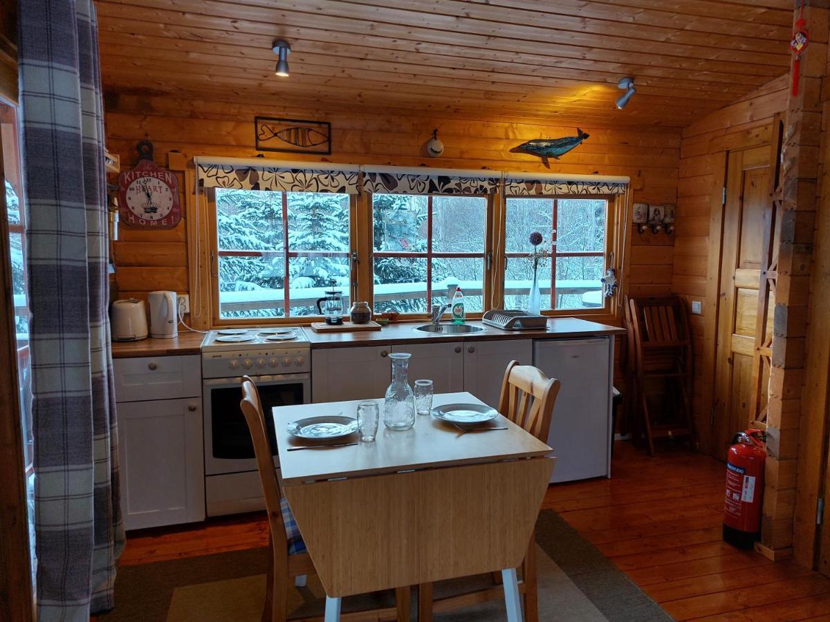 אקורירי Bakkakot 1 - Cozy Cabins In The Woods מראה חיצוני תמונה