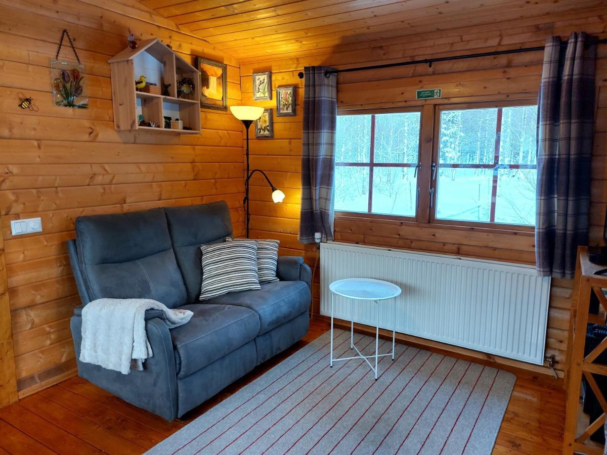 אקורירי Bakkakot 1 - Cozy Cabins In The Woods מראה חיצוני תמונה